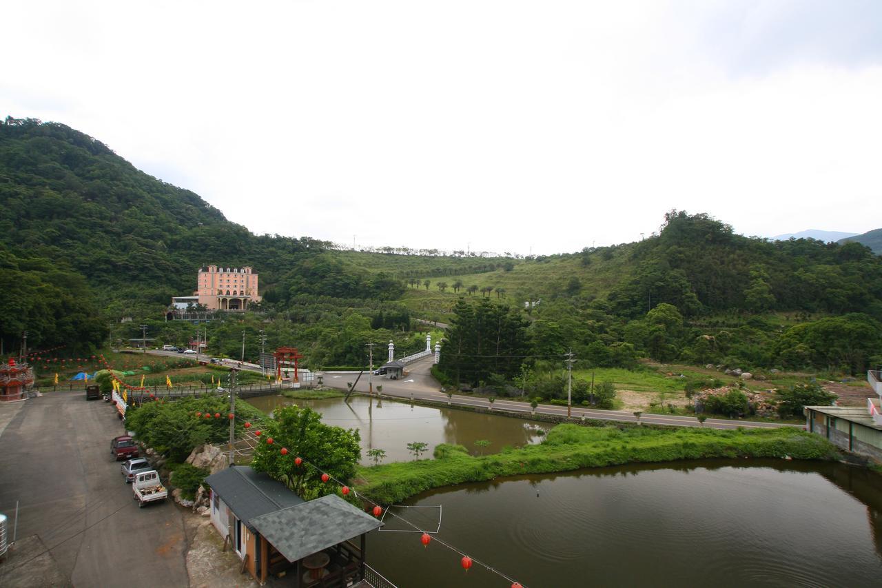 Life Leisure Resort Guanxi Eksteriør billede